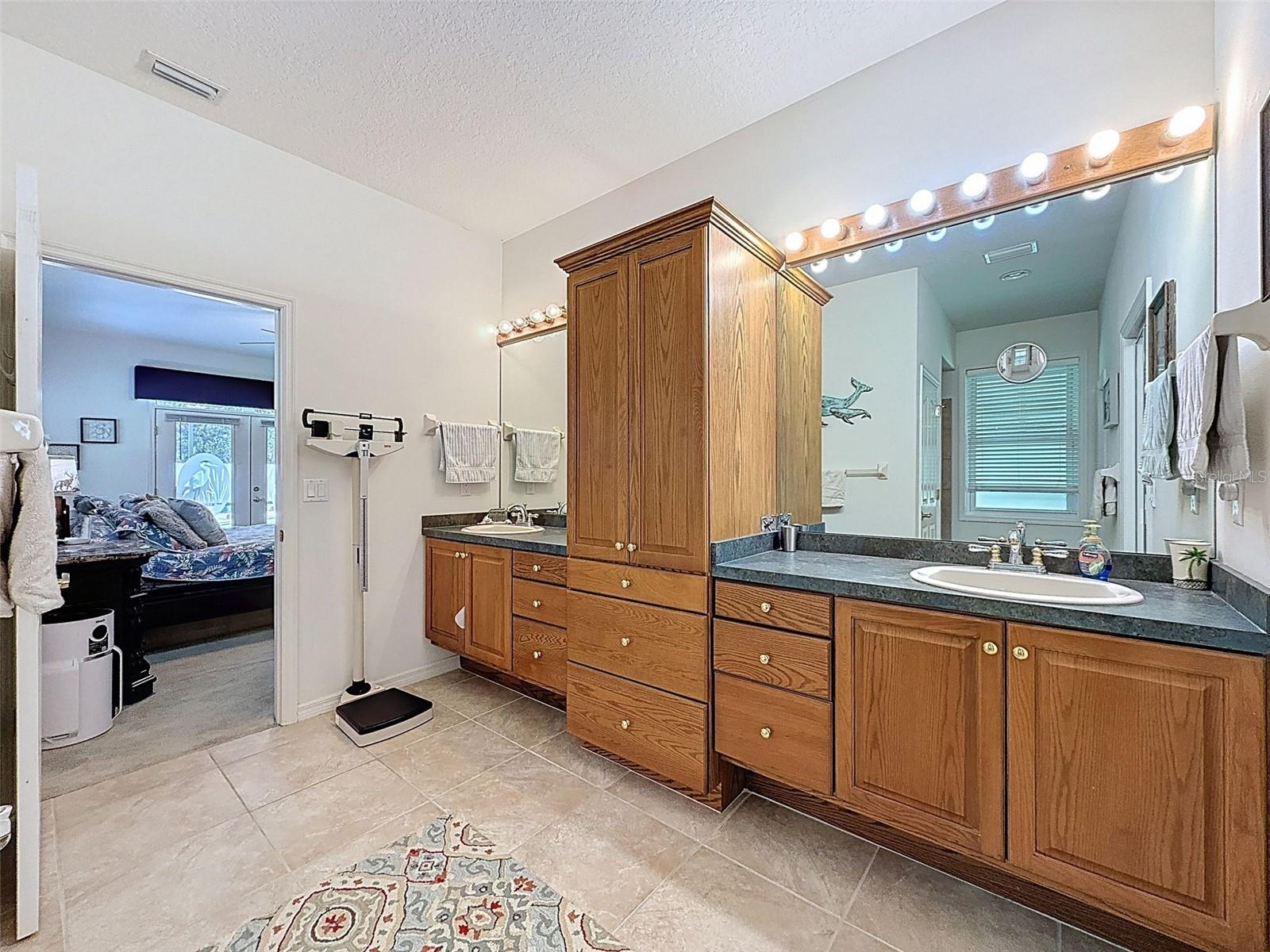 OAK LAKES RANCHETTES - Residential