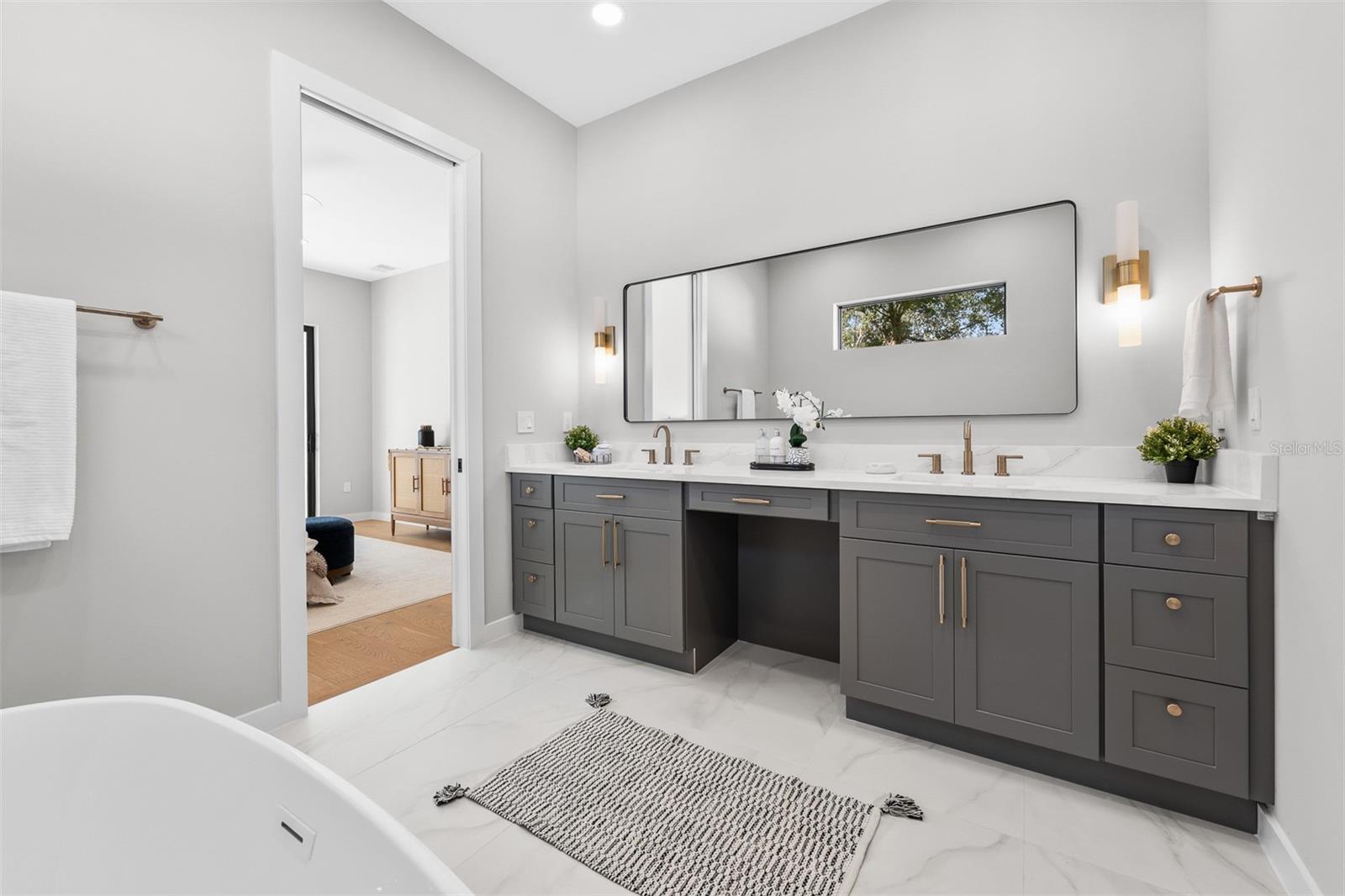 BONITA PARK - Residential