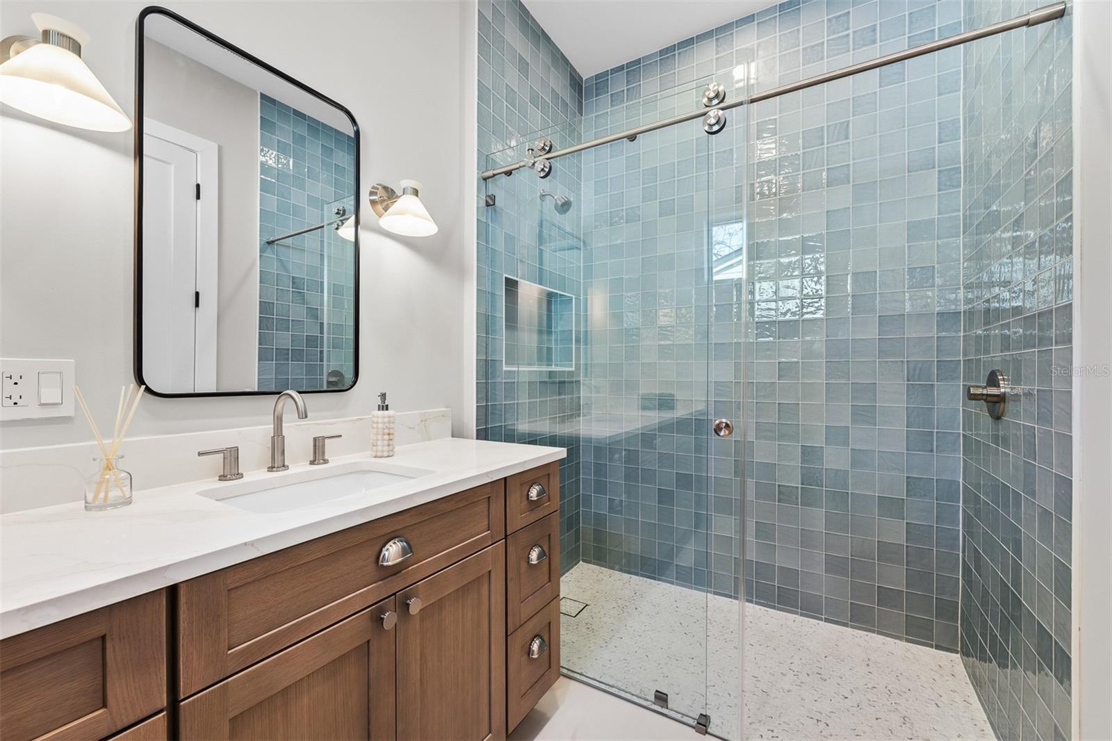 BONITA PARK - Residential