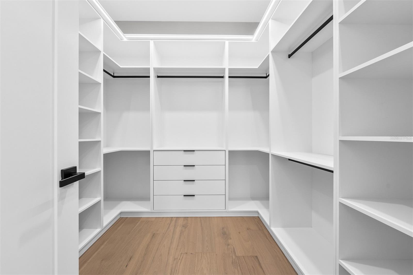 BONITA PARK - Residential