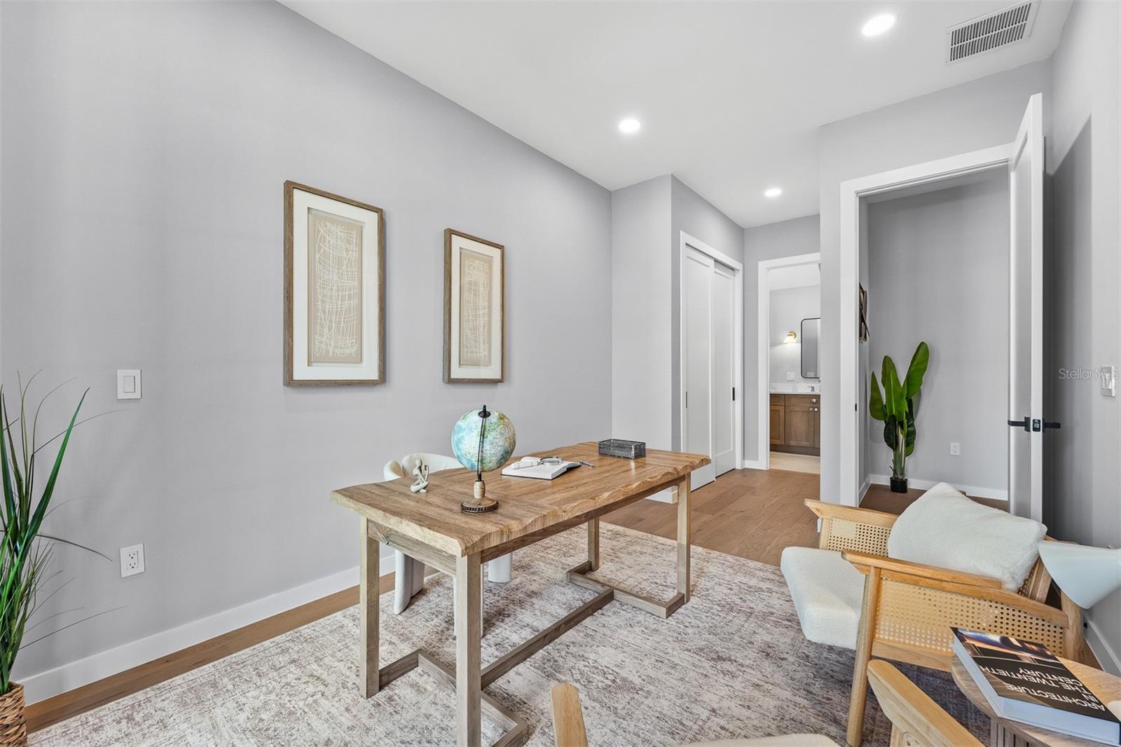 BONITA PARK - Residential