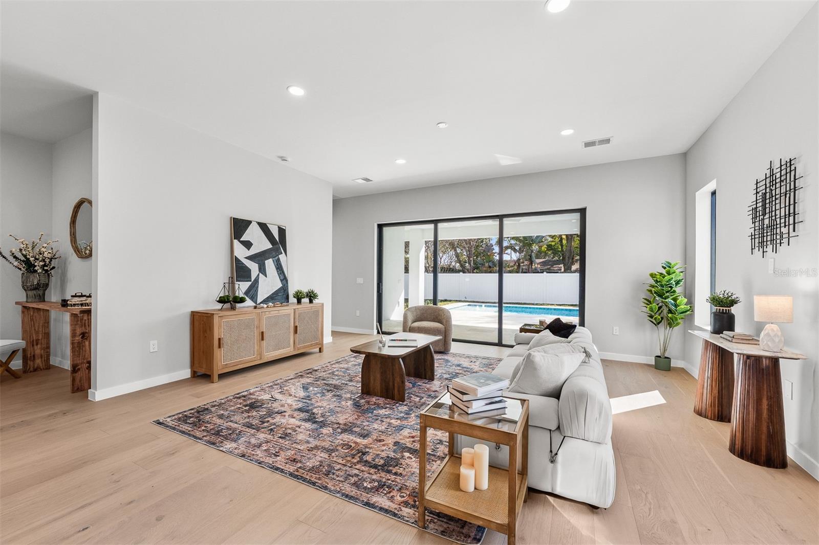 BONITA PARK - Residential