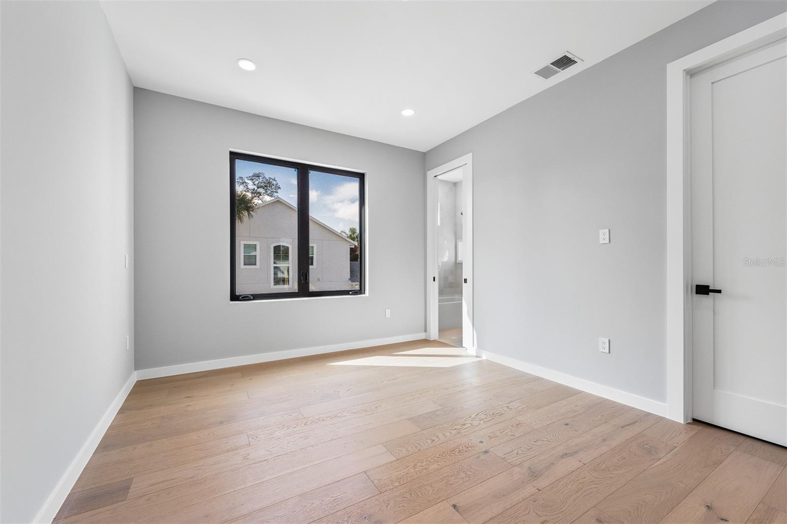 BONITA PARK - Residential