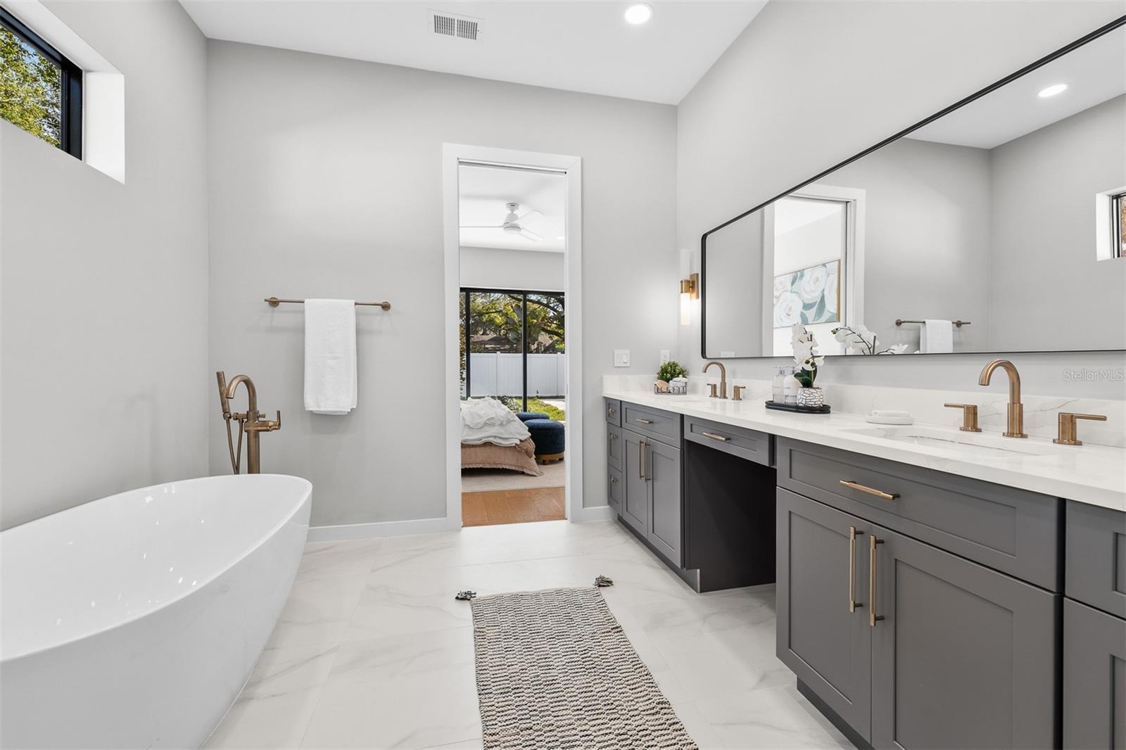 BONITA PARK - Residential