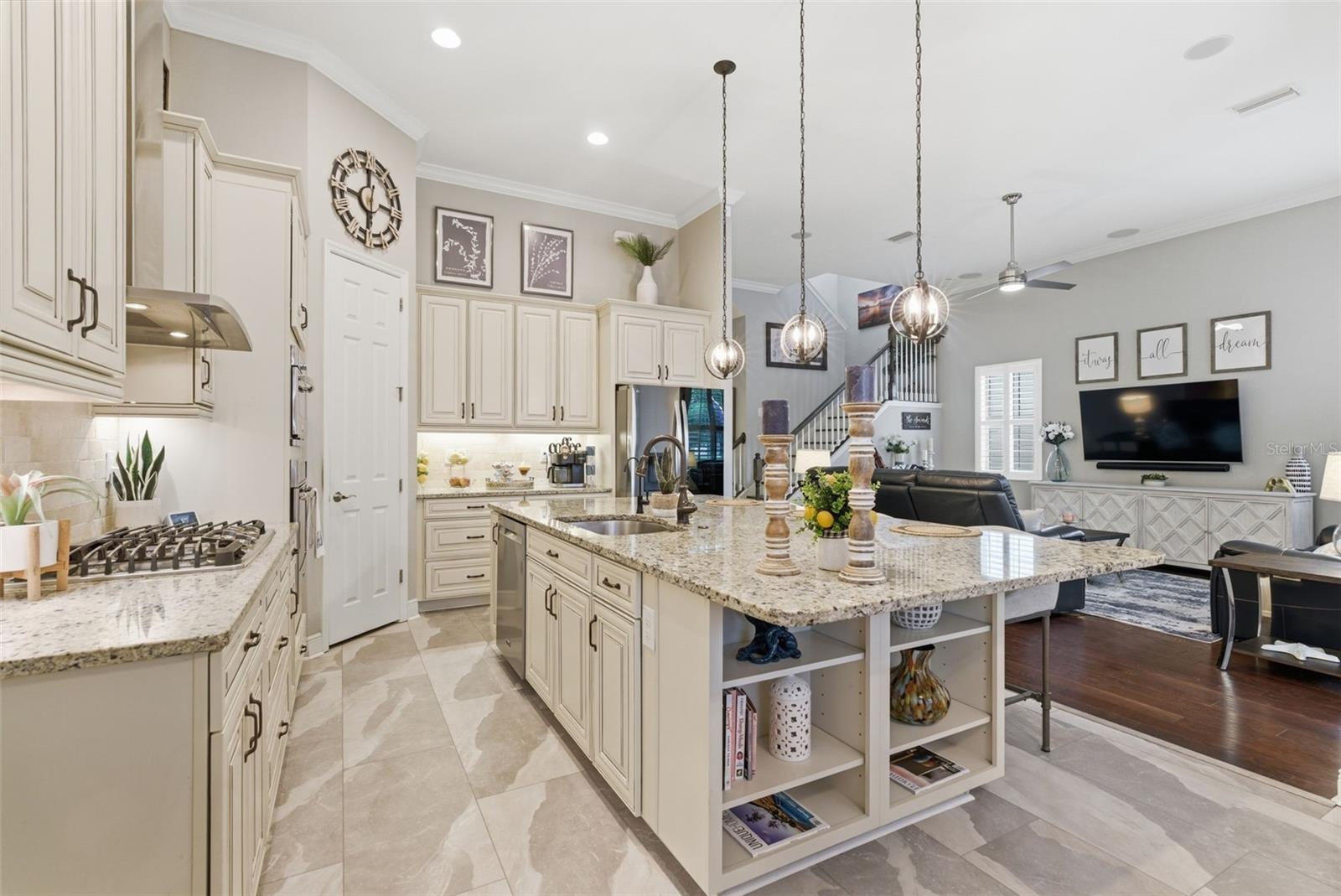 MIRABAY PARCELS 21 & 23 - Residential