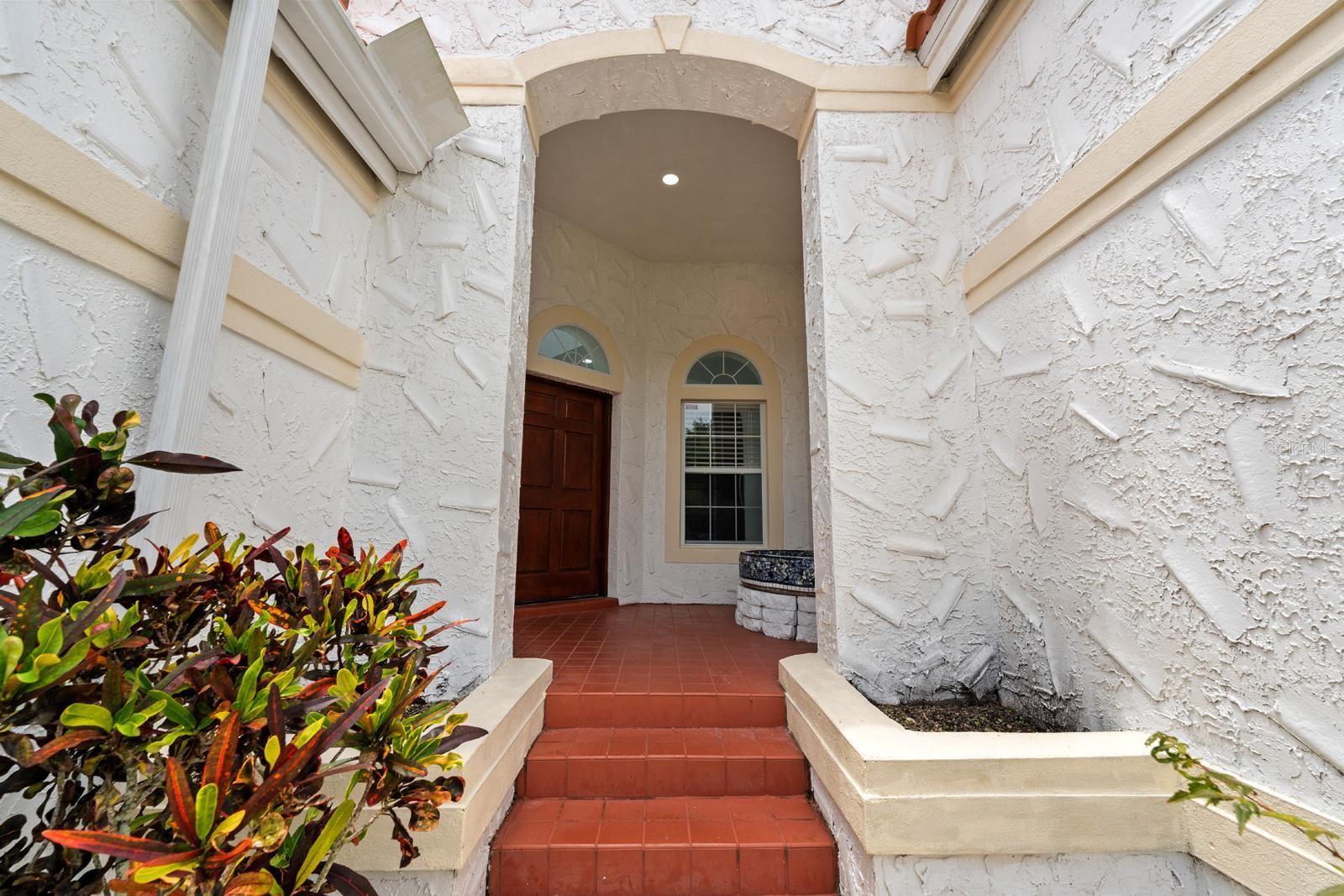 2985 LA CONCHA DRIVE