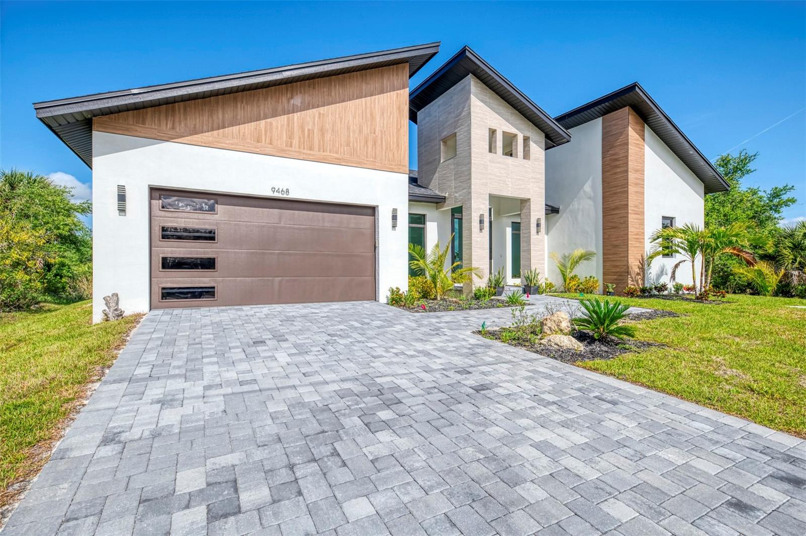 SOUTH GULF COVE - Residential