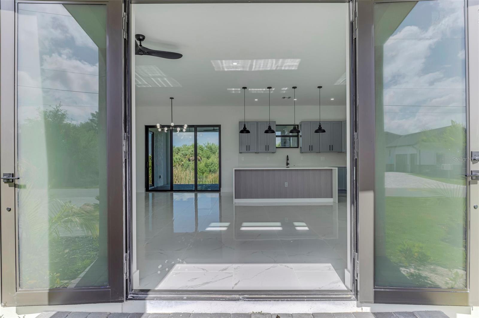 SOUTH GULF COVE - Residential