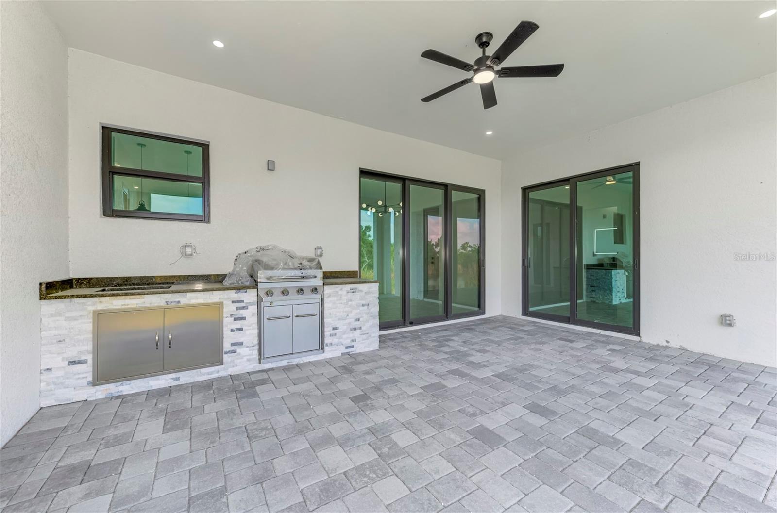 SOUTH GULF COVE - Residential