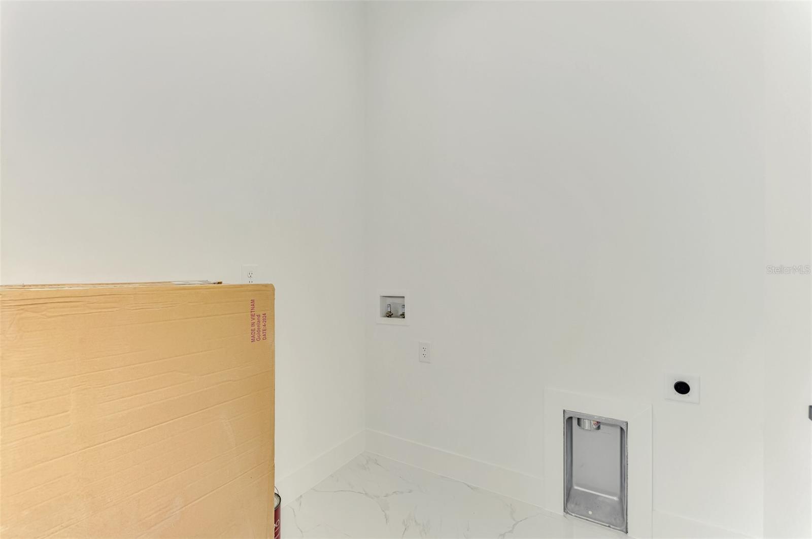 SOUTH GULF COVE - Residential