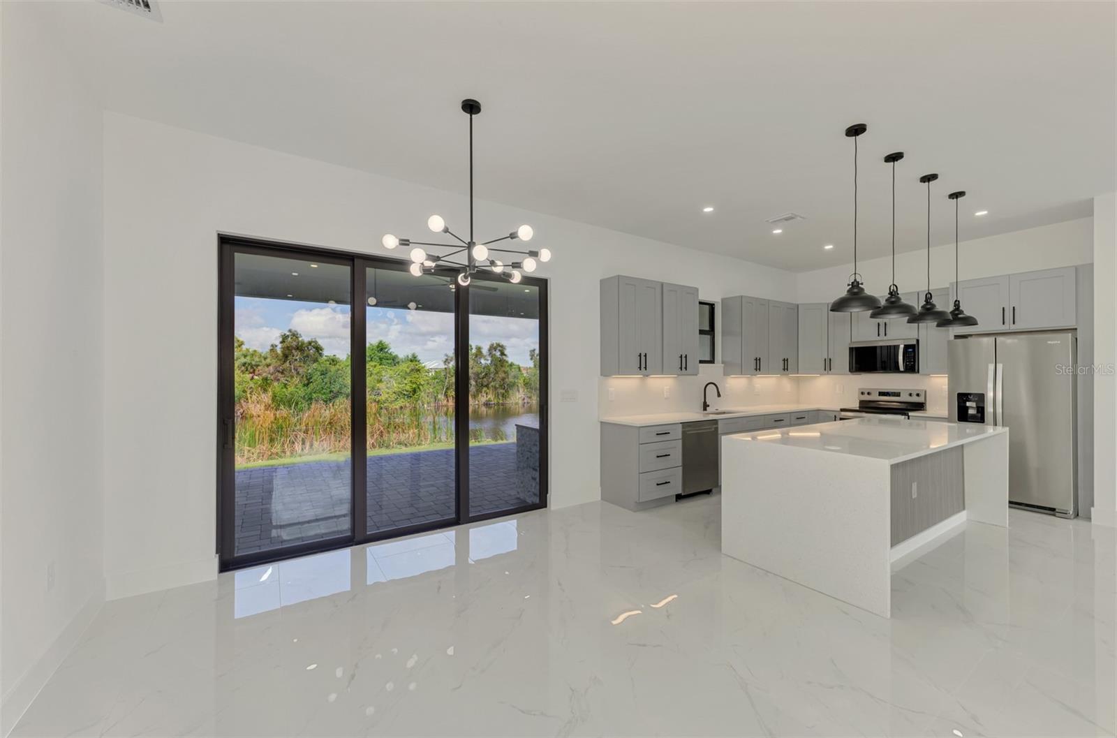 SOUTH GULF COVE - Residential