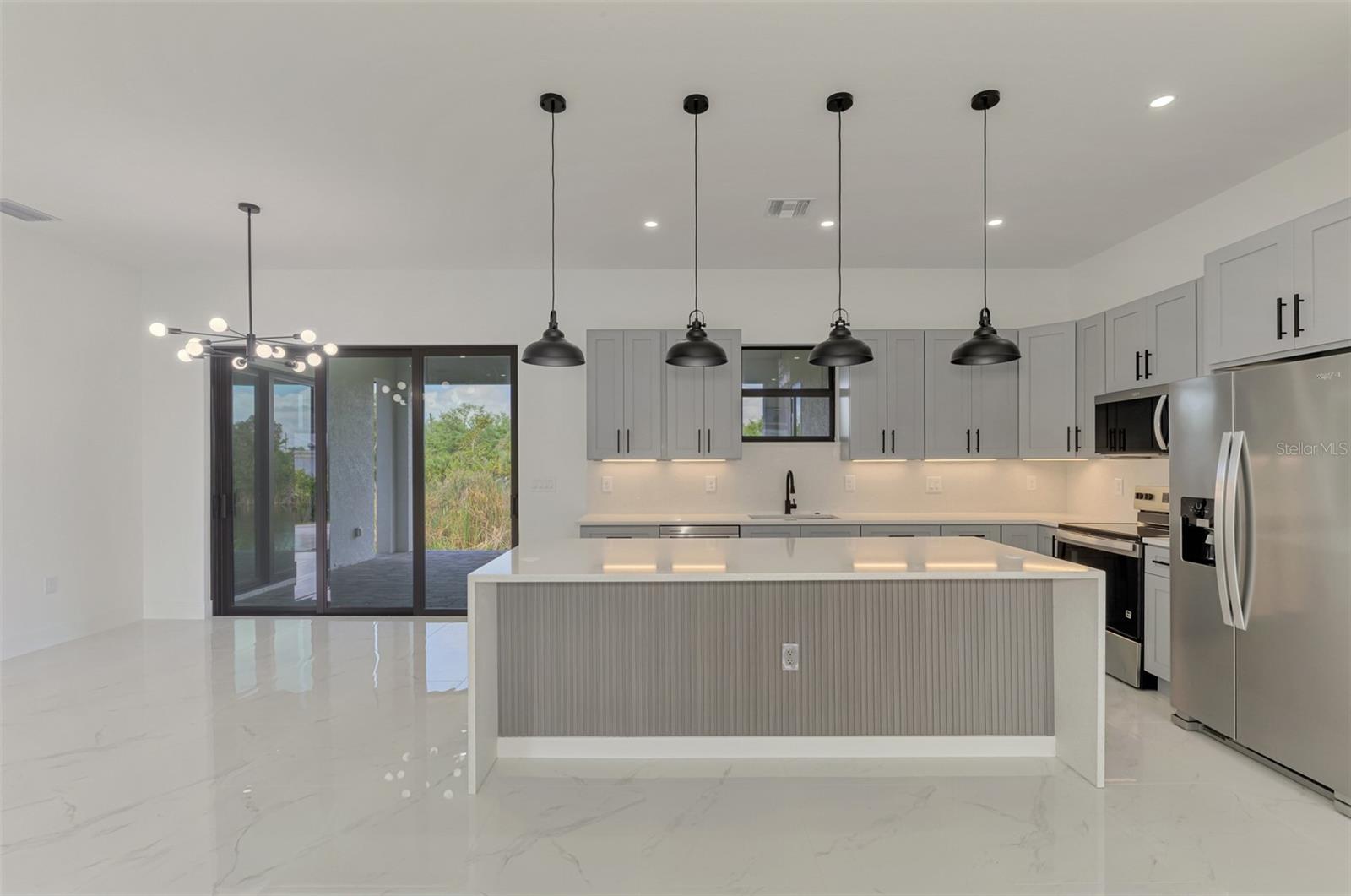 SOUTH GULF COVE - Residential