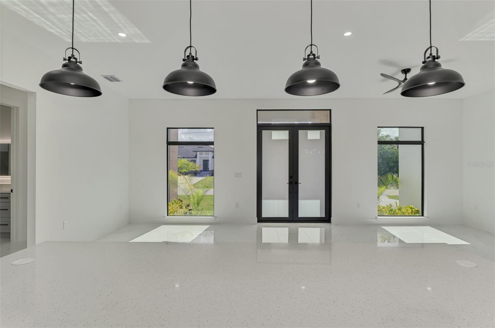 SOUTH GULF COVE - Residential