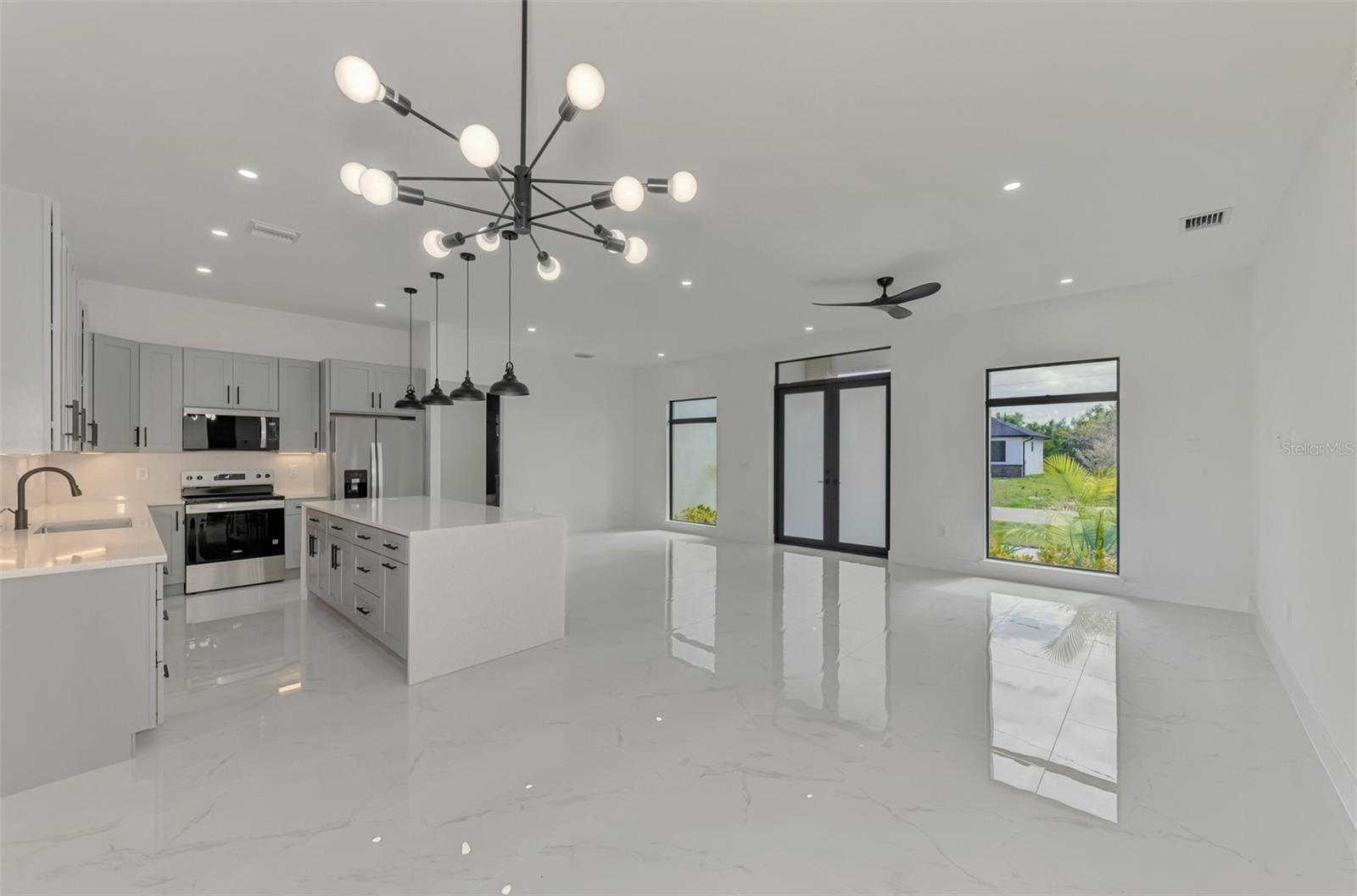 SOUTH GULF COVE - Residential