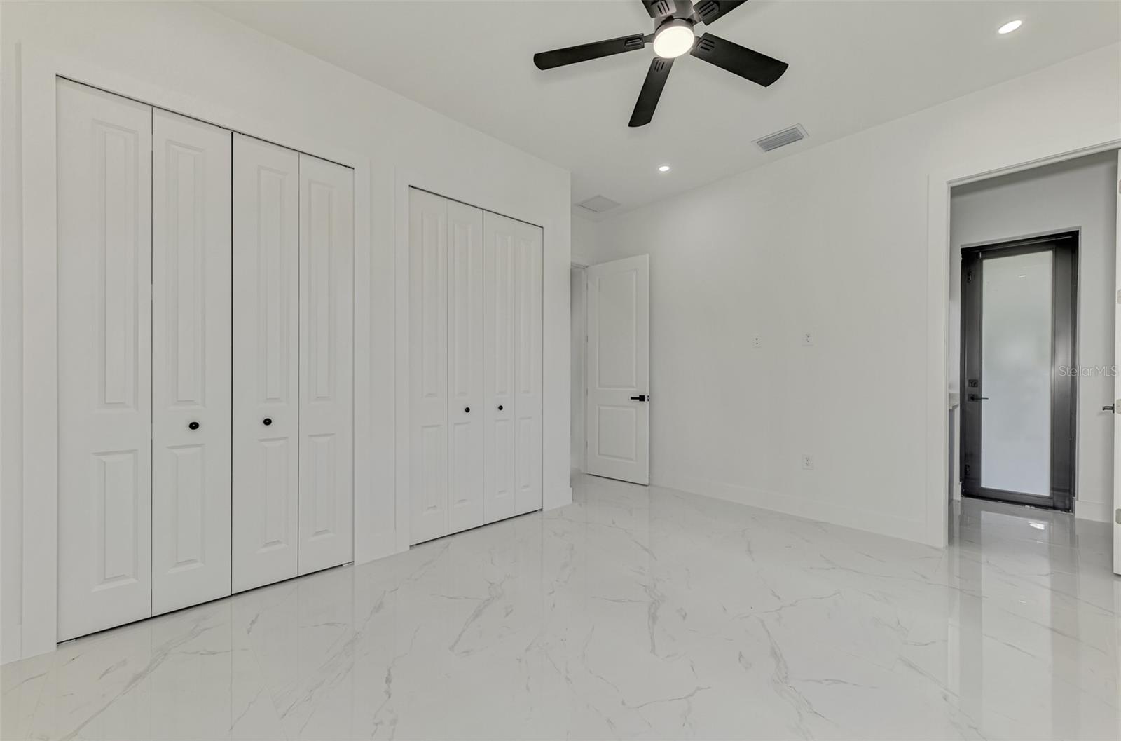 SOUTH GULF COVE - Residential