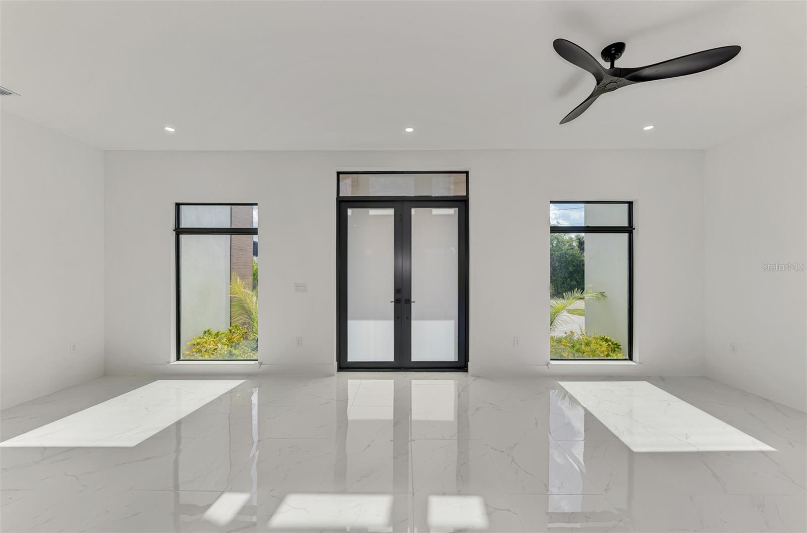 SOUTH GULF COVE - Residential