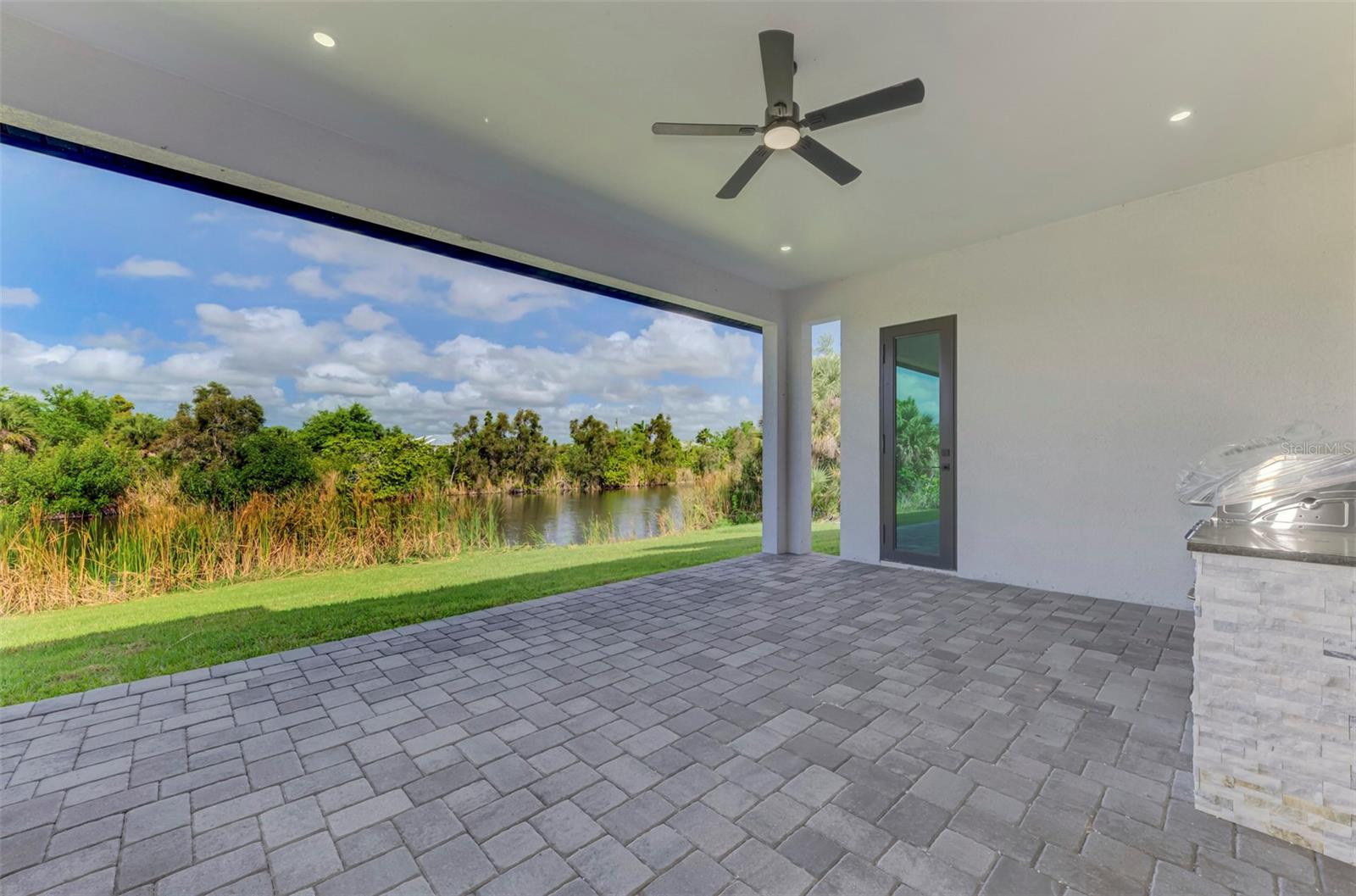 SOUTH GULF COVE - Residential