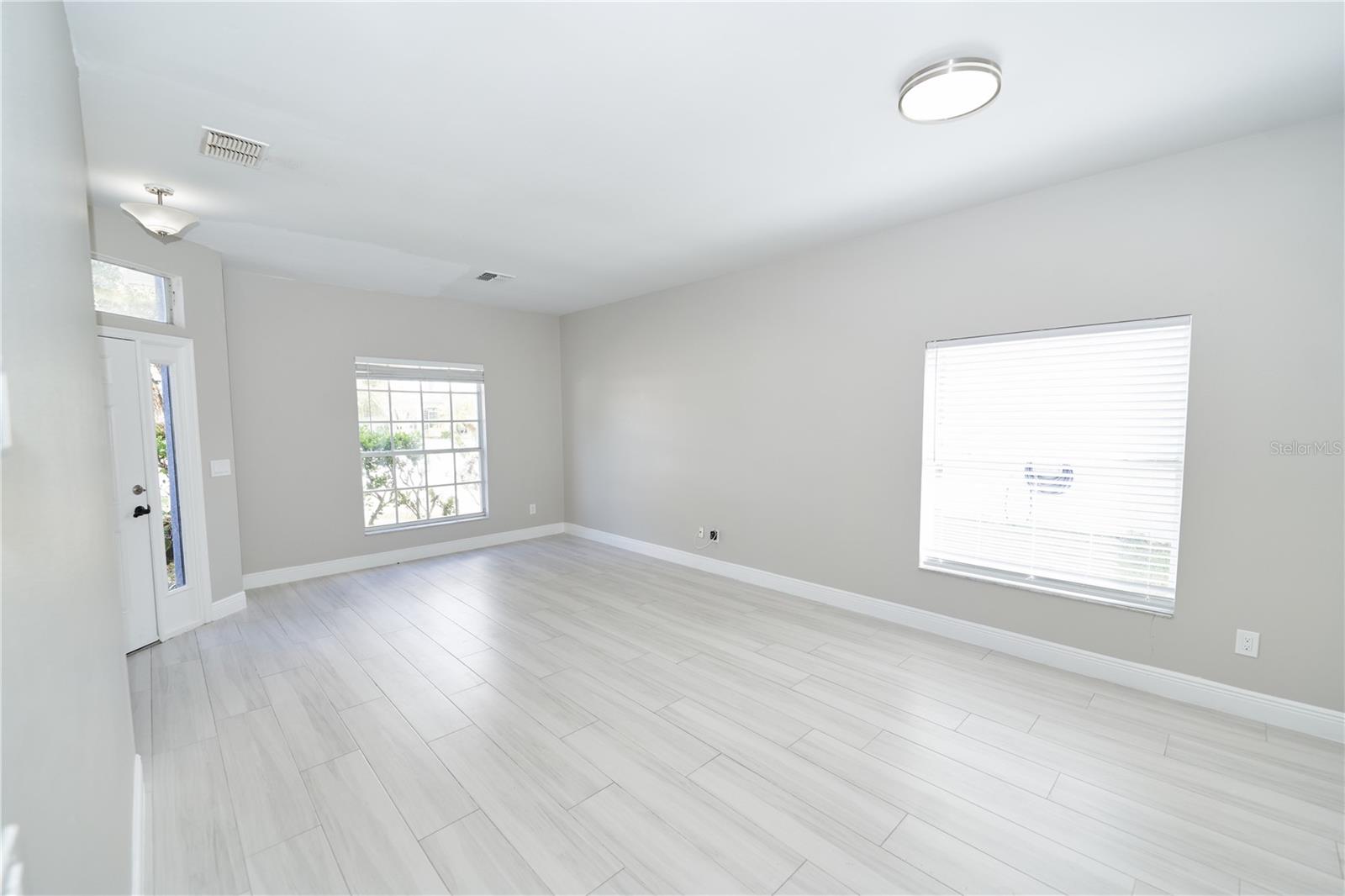 NORTHWOOD - Residential