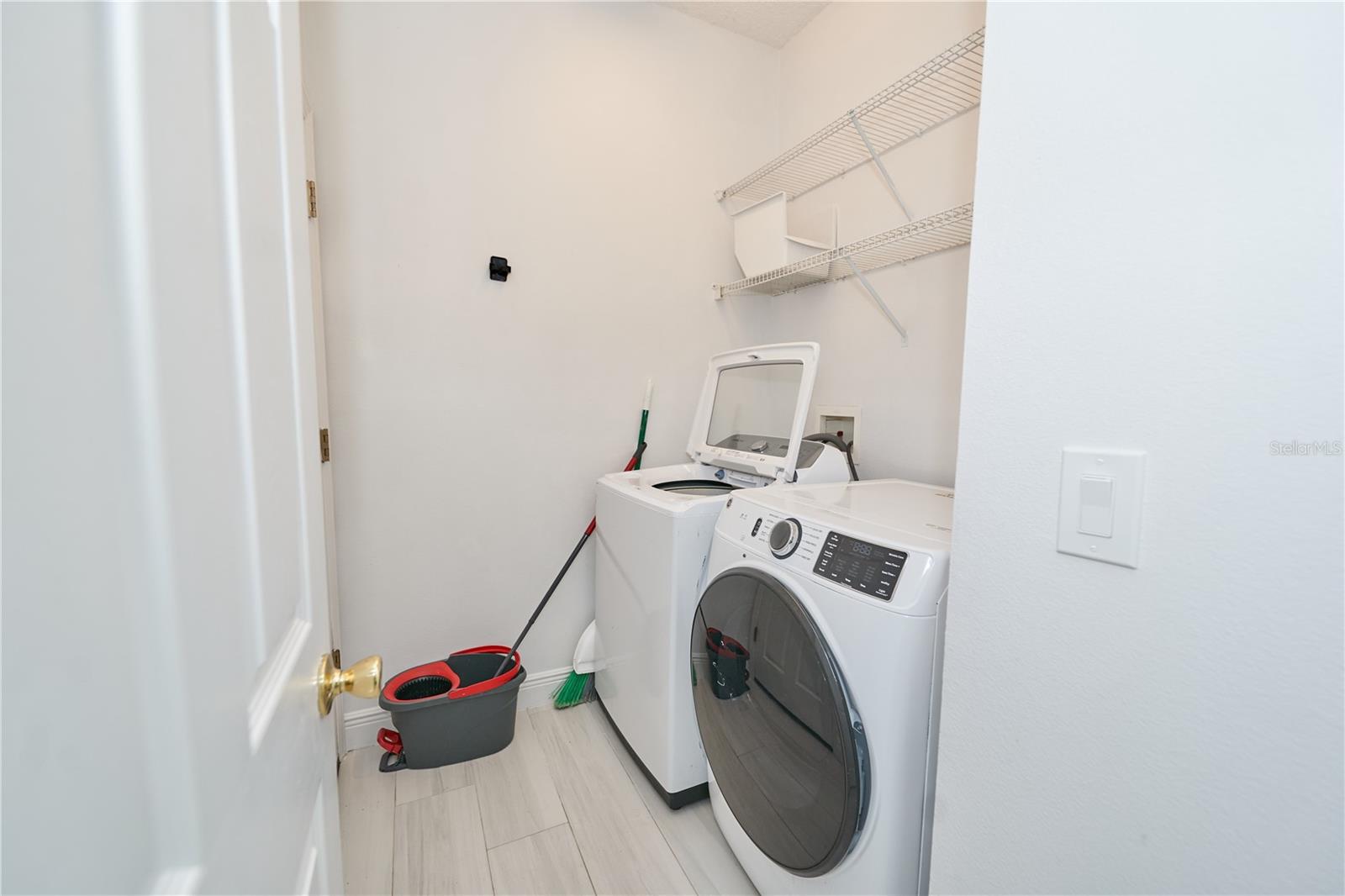 NORTHWOOD - Residential