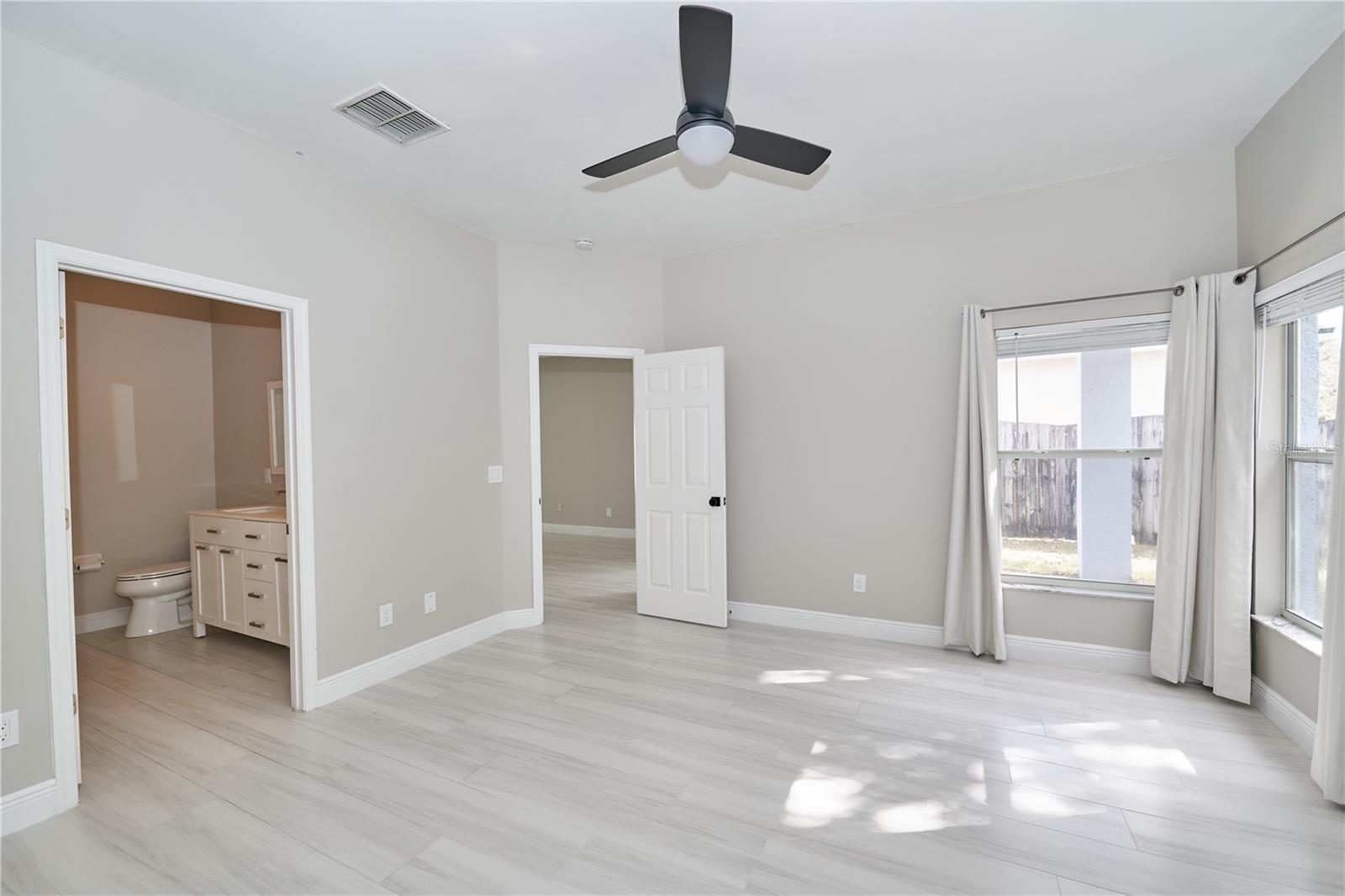 NORTHWOOD - Residential