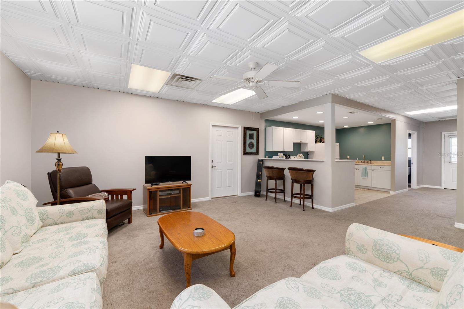 COUNTRYSIDE FARMS - Residential