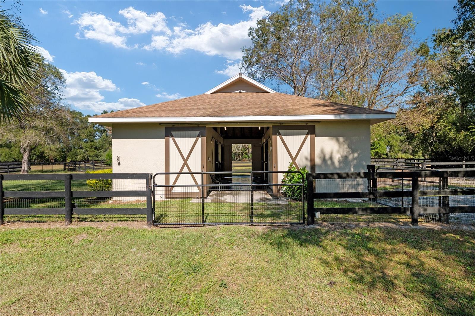 COUNTRYSIDE FARMS - Residential