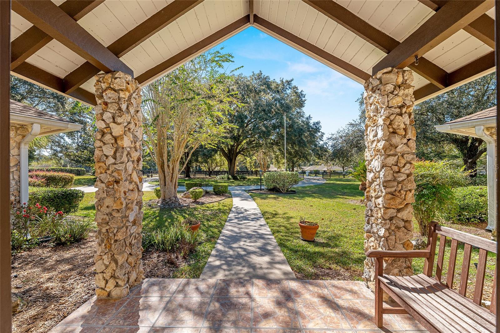 COUNTRYSIDE FARMS - Residential