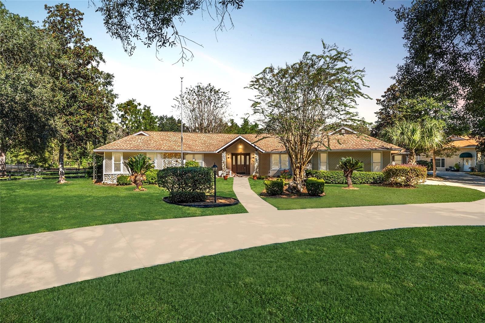 COUNTRYSIDE FARMS - Residential