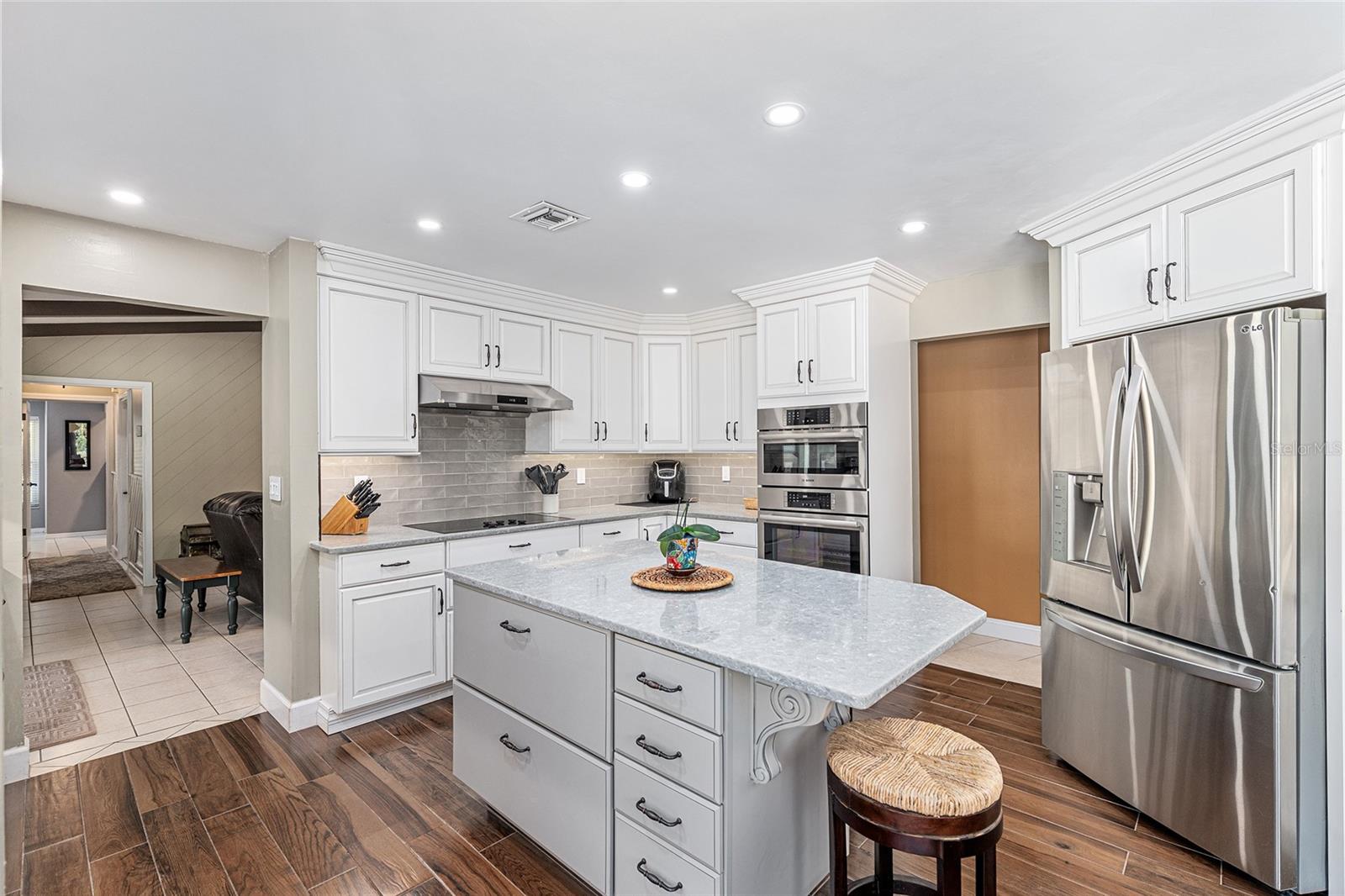 COUNTRYSIDE FARMS - Residential