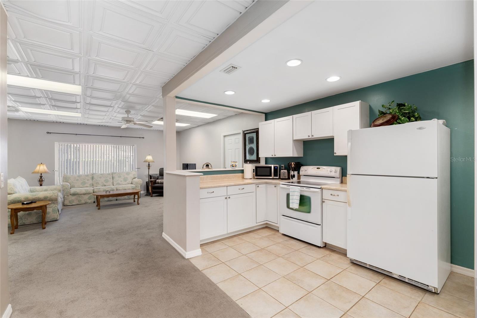 COUNTRYSIDE FARMS - Residential