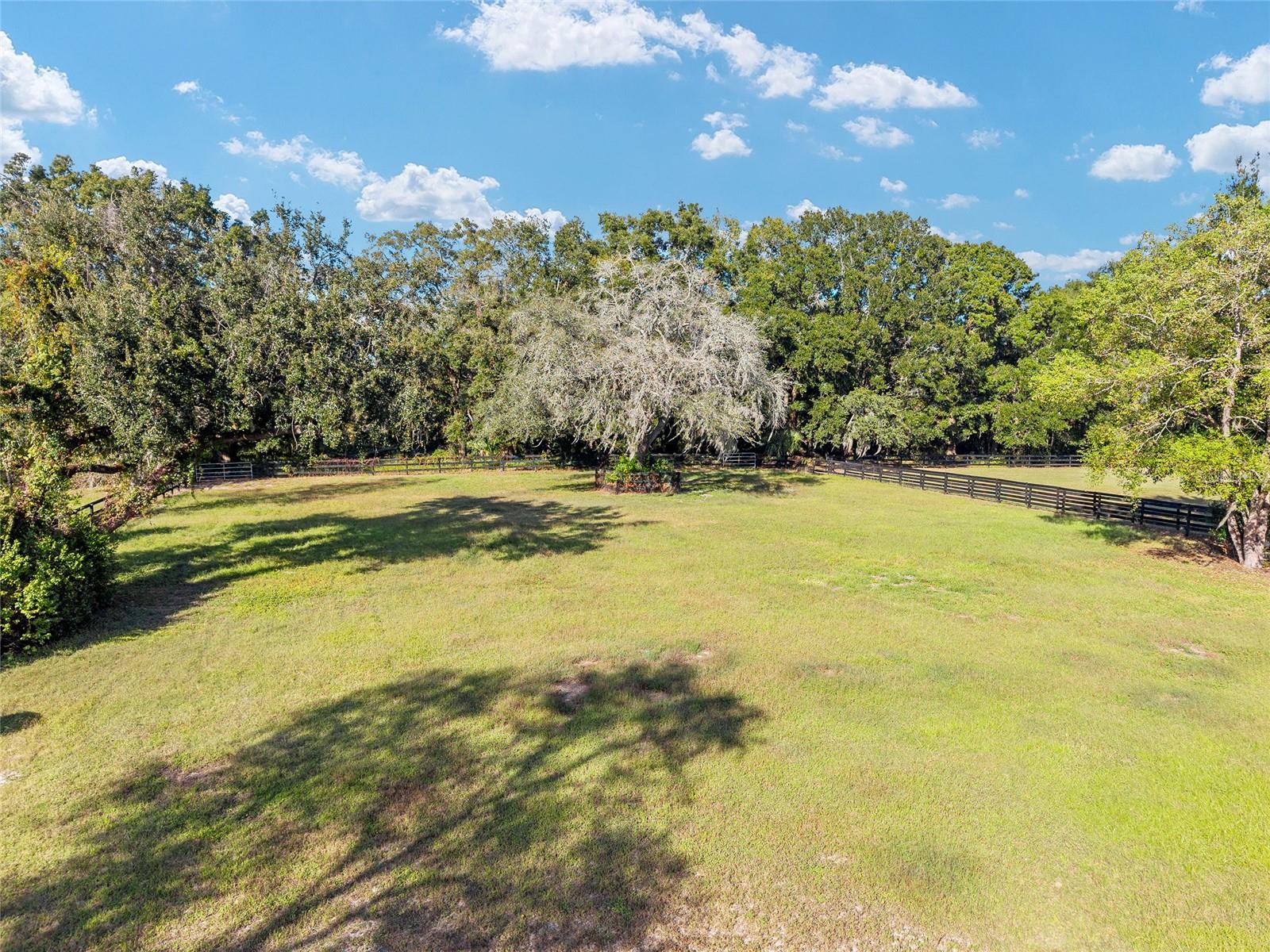 COUNTRYSIDE FARMS - Residential