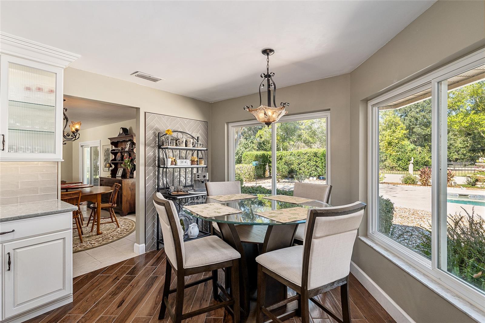 COUNTRYSIDE FARMS - Residential