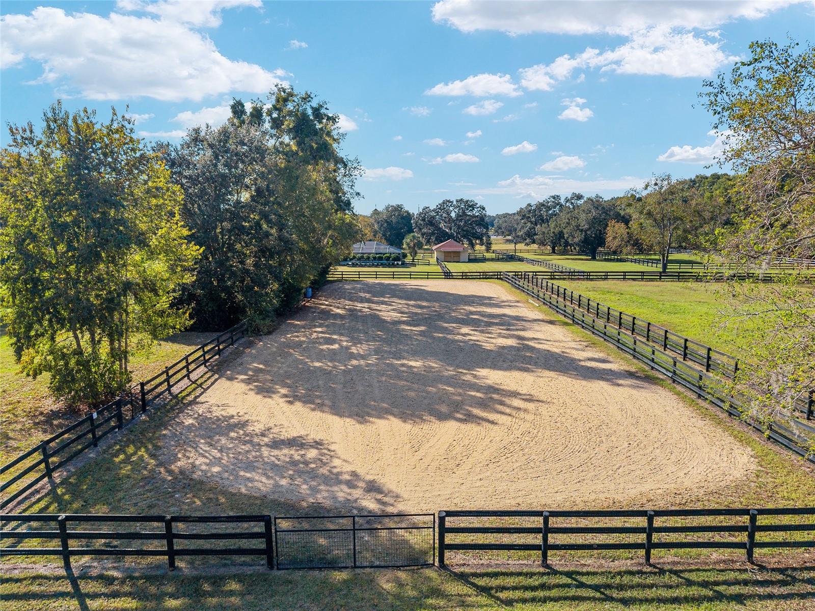 COUNTRYSIDE FARMS - Residential