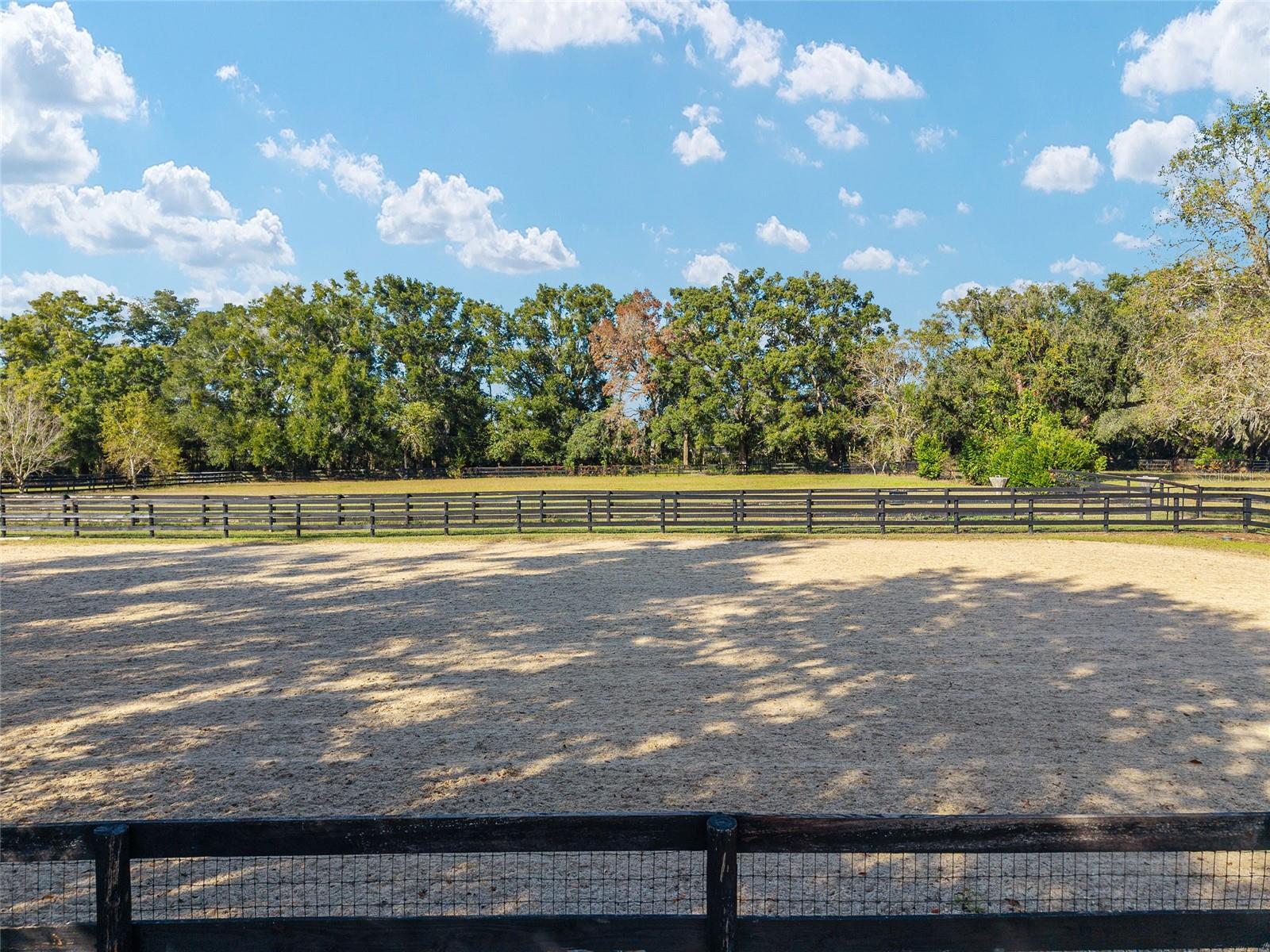 COUNTRYSIDE FARMS - Residential