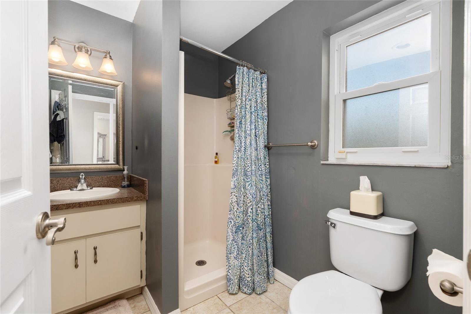 COUNTRYSIDE FARMS - Residential