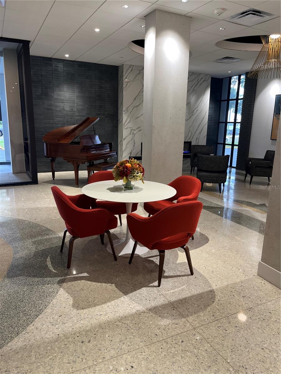 HARBOUR HOUSE CONDO - Residential Lease