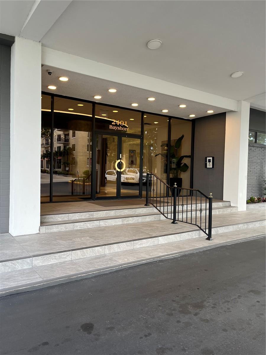 HARBOUR HOUSE CONDO - Residential Lease