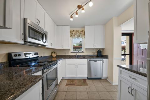 Tiny photo for 4300 Baywood Boulevard #B102, Mount Dora, FL 32757 (MLS # G5109828)