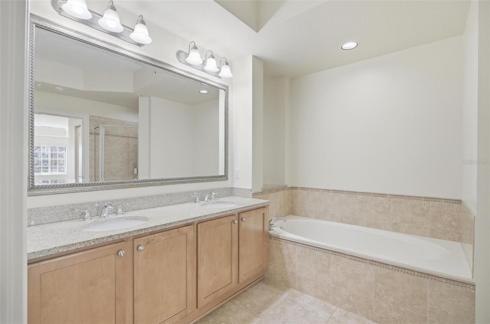 YACHT HARBOR VILLAGE CONDOS - Residential