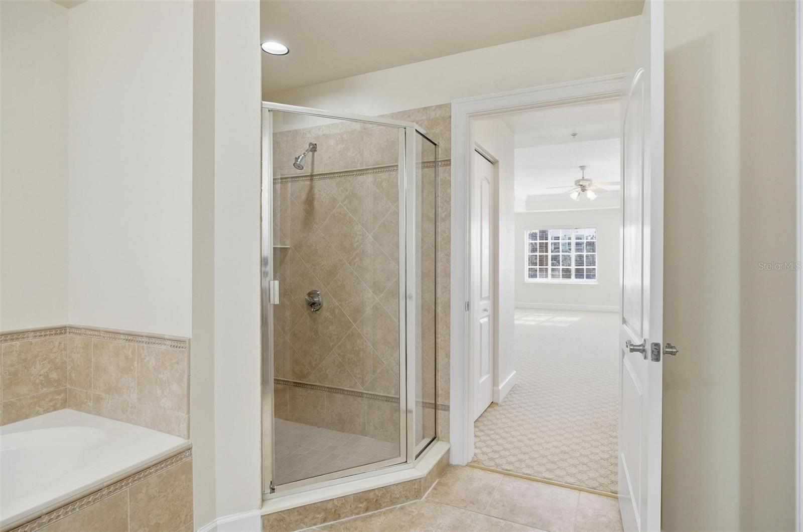 YACHT HARBOR VILLAGE CONDOS - Residential