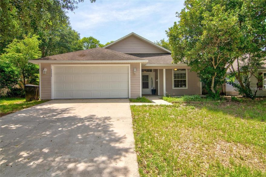 Welcome to the Village of Weatherly! You''ll love this centrally-located 3-bed, 2-bath split-plan home, featuring a large fenced backyard NW/SW quadrant Gainesville! Zoned for Hidden Oak Elementary, Fort Clarke Middle and Buchholtz High. Located at the end of a quiet street with no through traffic. Great natural light with tall ceilings and tile & vinyl flooring in most living areas. Master bed features a tray ceiling and walk-in closet. Master bath features jacuzzi tub, walk-in shower, split vanities and private water closet. Vaulted ceilings in guest bedrooms. Laundry room and attached 2-car garage. Covered lanai. Weatherly offers a community basketball/tennis court, sidewalks, streetlights and convenient NW location (short walk to Elementary and Middle Schools). Low HOA fee of $109/quarter. Sparkly clean and turn-key ready.