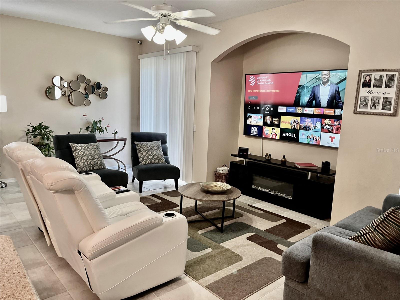 TUCKER OAKS - Residential