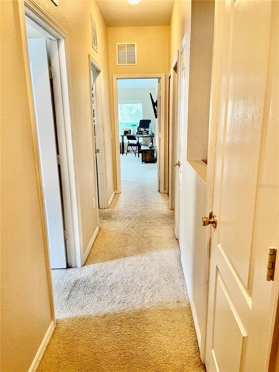 TUCKER OAKS - Residential