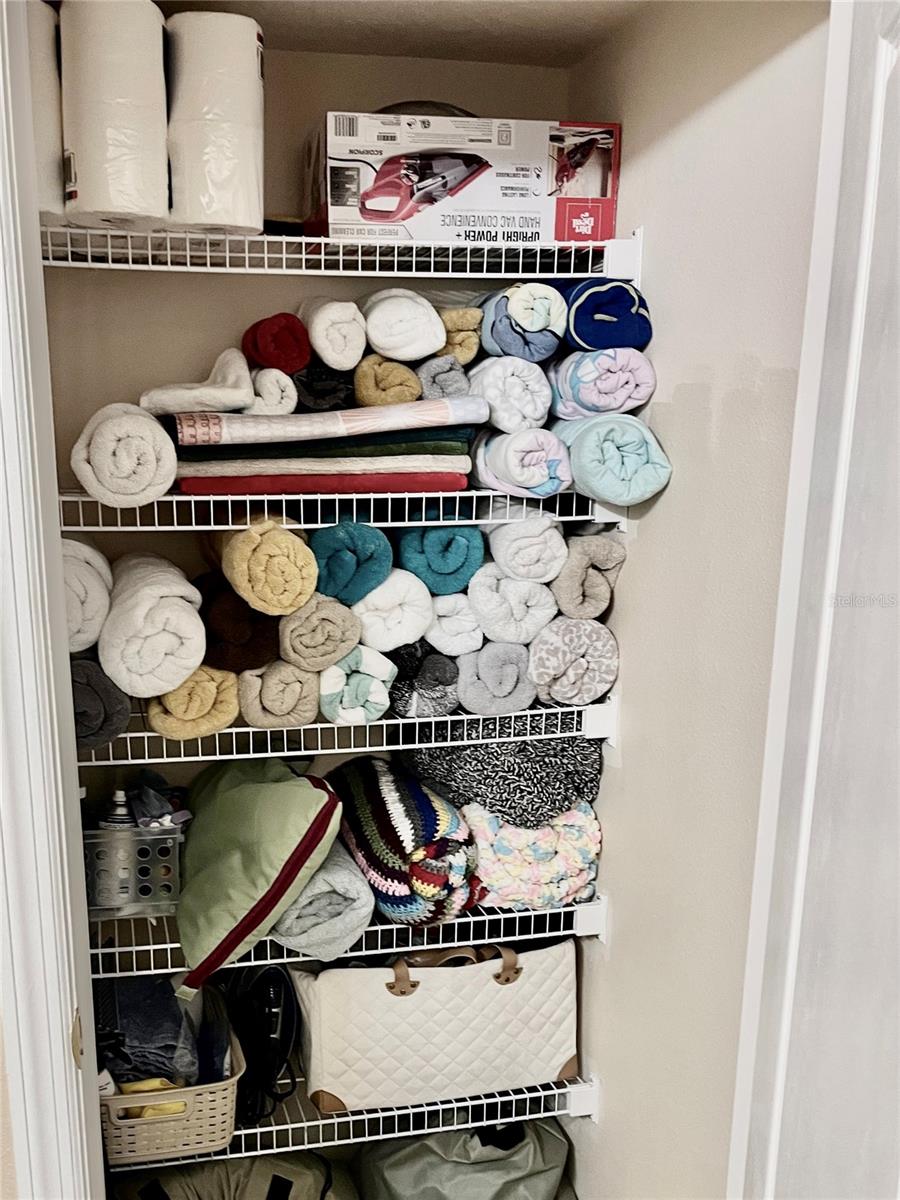 TUCKER OAKS - Residential