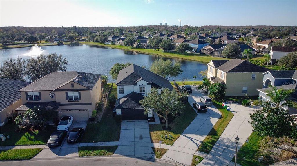 Photo of 14046 Morning Frost Drive, Orlando, FL 32828 (MLS # O6371030)