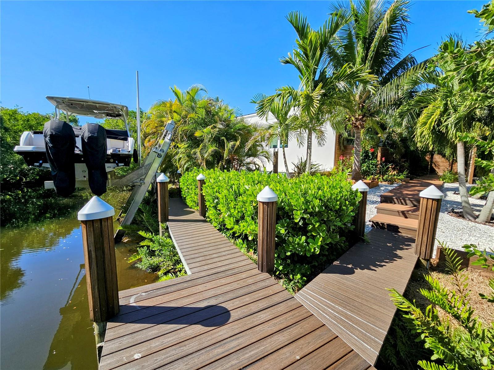 PHILLIPPI COVE - Residential