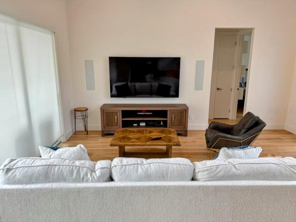 PHILLIPPI COVE - Residential