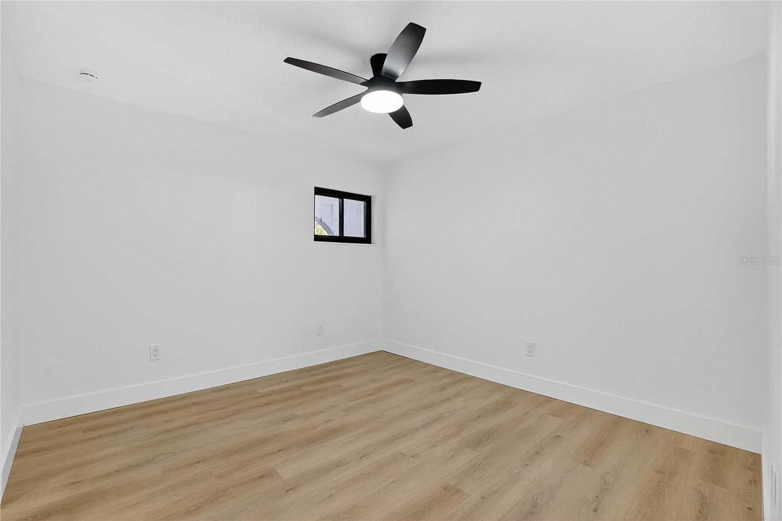 HIGH POINT ESTATES FIRST ADD - Residential