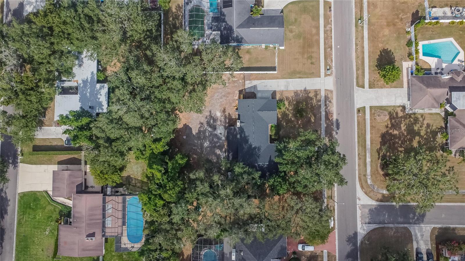 HIGH POINT ESTATES FIRST ADD - Residential