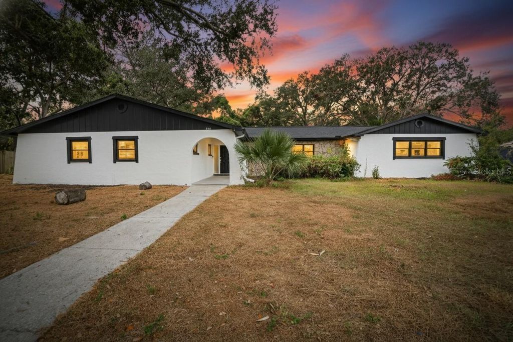 Photo of 2512 Brucken Road, Brandon, FL 33511 (MLS # TB8453090)